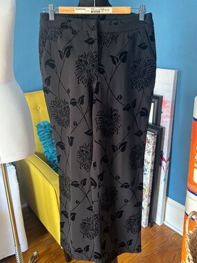 Black Floral Velvet Burnout Palazzo  ankle Pants size 8